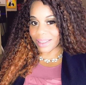 Meet your Posher, April